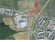Zobraziť v plnej veľkosti BELLA REAL ponúka na predaj pozemok vo Zvolene